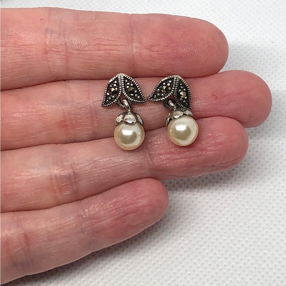 Vintage Sterling Silver Marcasite & Pearl Drop Tulip Earrings - Picture 2 of 5